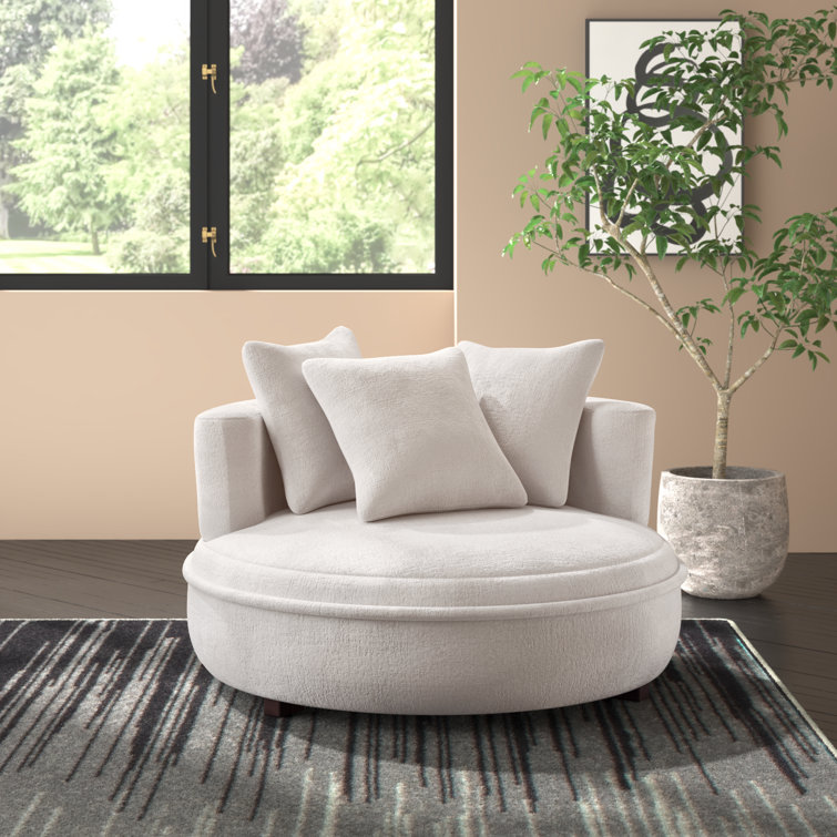 Round loveseat 2024 chair